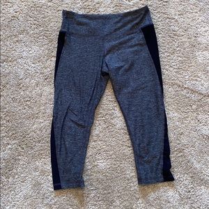 Grey/Black cropped leggings